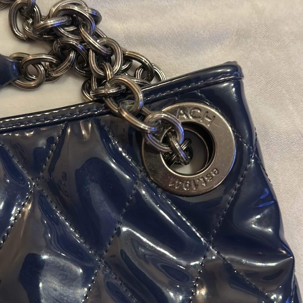 Coach poppy liquid glass navy two way - Picture 12 of 17